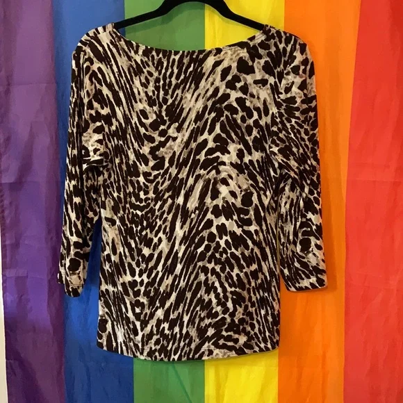 Chico’s Travelers Animal Print Top - Picture 3 of 4